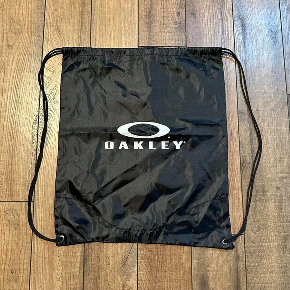 Oakley‎ Black and white nap sack bag - Picture 1 of 3